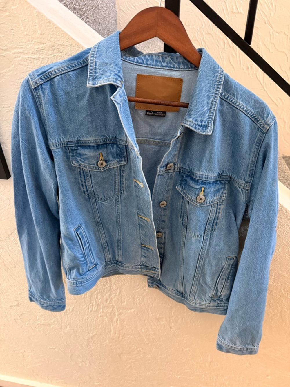 Light Blue Denim Jacket - Casual Women’s American Eagle
